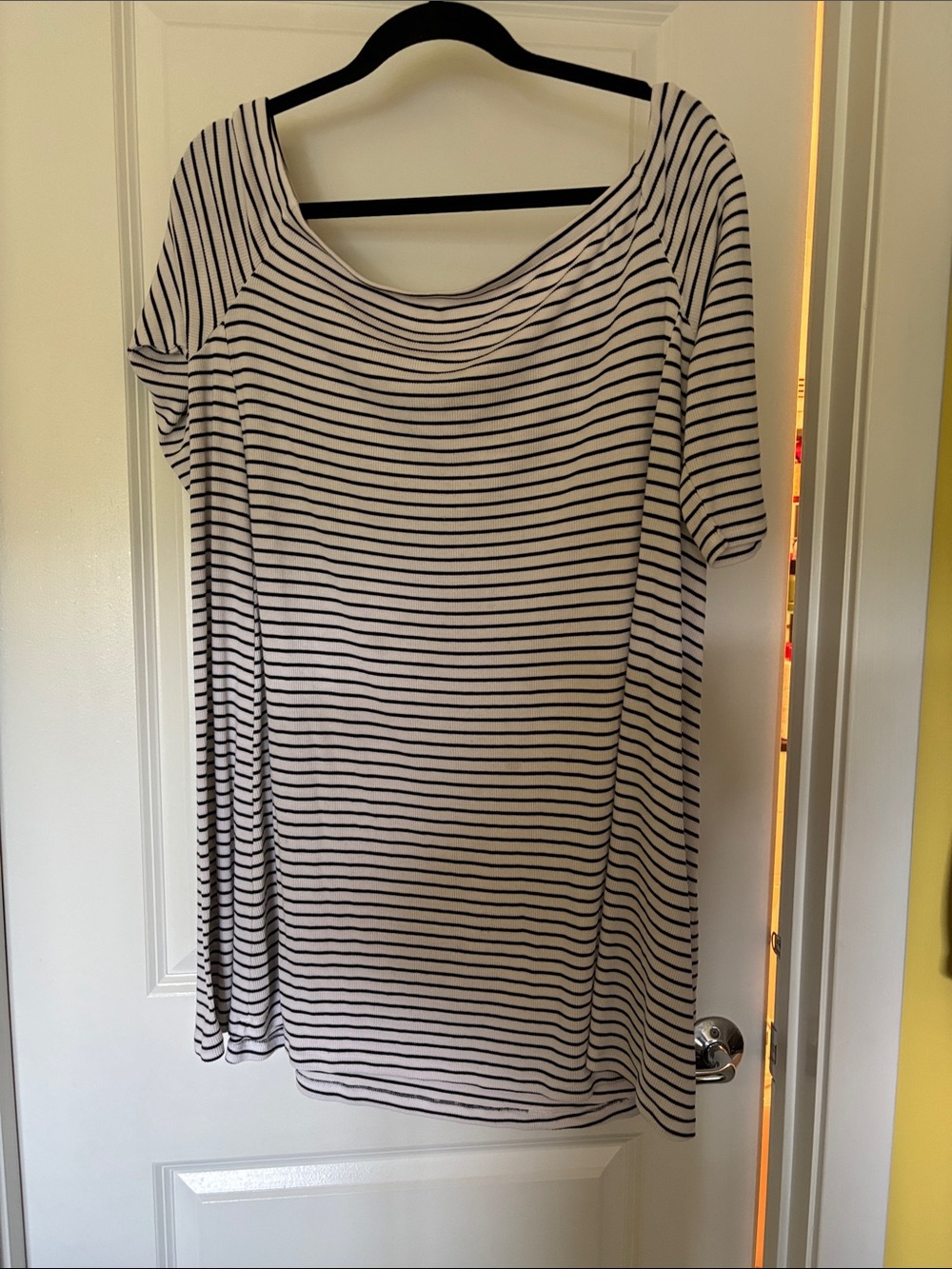 Old Navy White and Black Striped Scoop-Neck Midi Dress